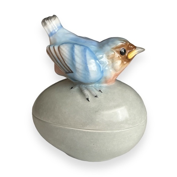 Vintage Enesco Robin Egg Trinket Box 1979 Bone China Maruri Masterpiece - Picture 1 of 8